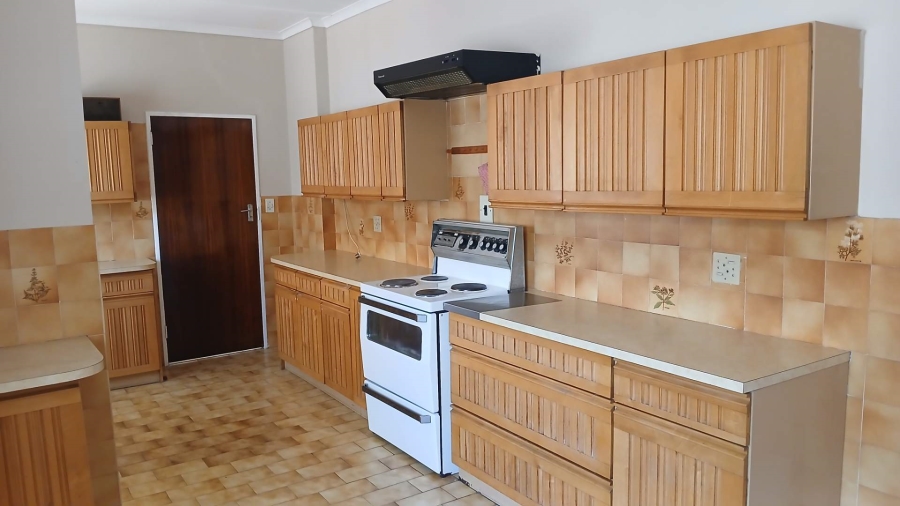 To Let 4 Bedroom Property for Rent in Montgomery Park Gauteng