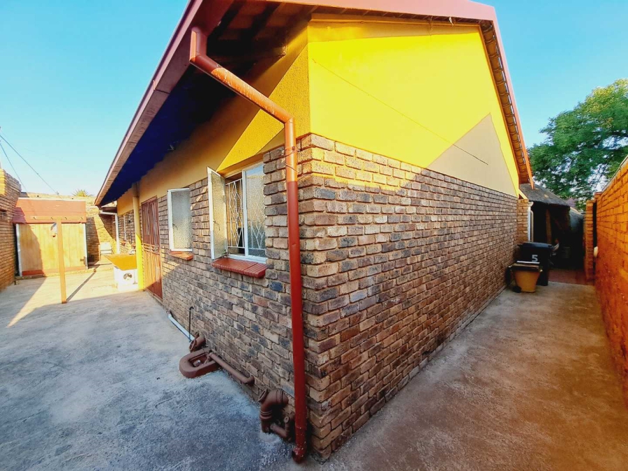 3 Bedroom Property for Sale in Eersterust Gauteng