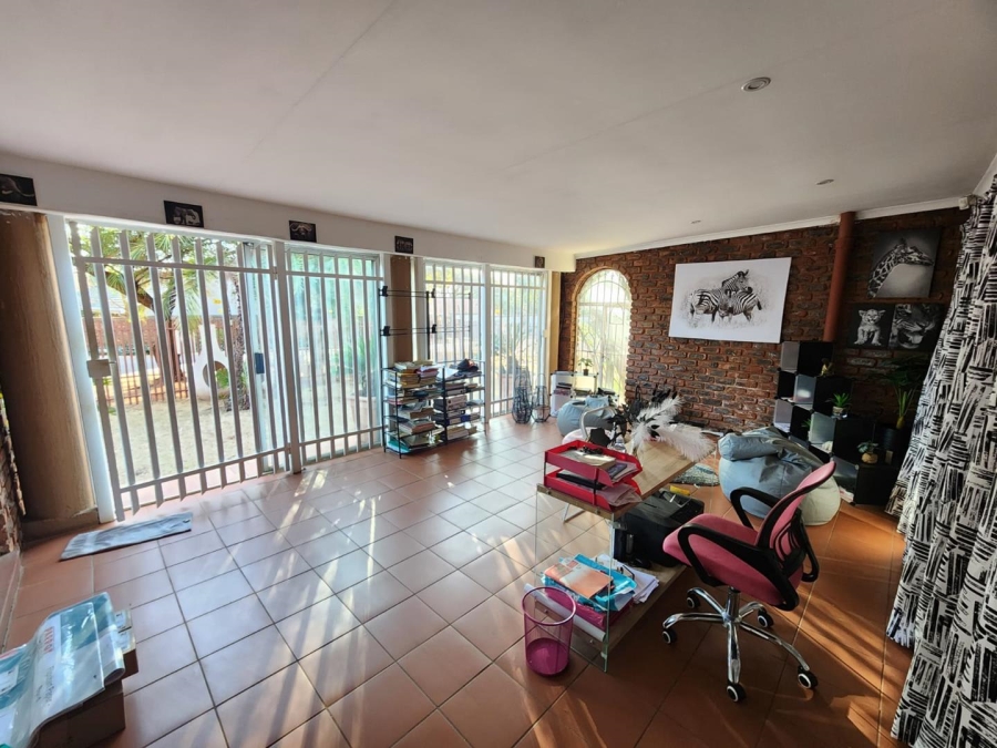 To Let 3 Bedroom Property for Rent in Eldoraigne Gauteng