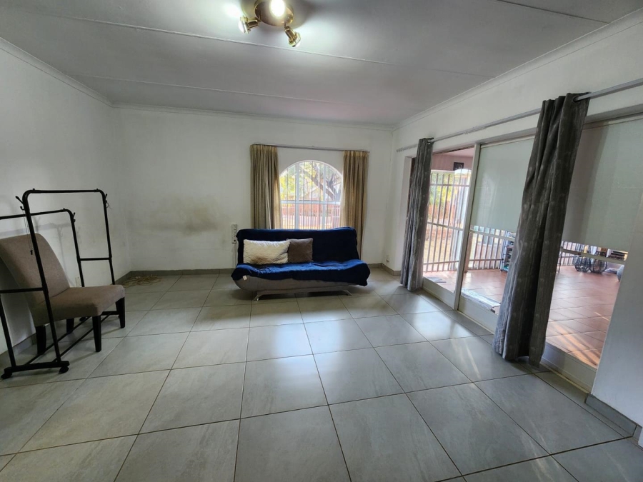 To Let 3 Bedroom Property for Rent in Eldoraigne Gauteng