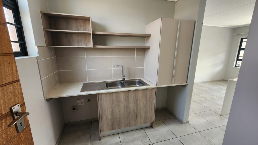 2 Bedroom Property for Sale in Amberfield Glen Gauteng