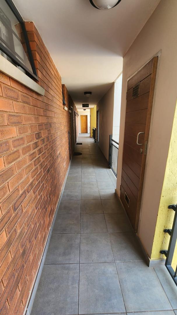 2 Bedroom Property for Sale in Amberfield Glen Gauteng