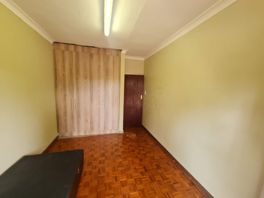 To Let 1 Bedroom Property for Rent in Lukasrand Gauteng