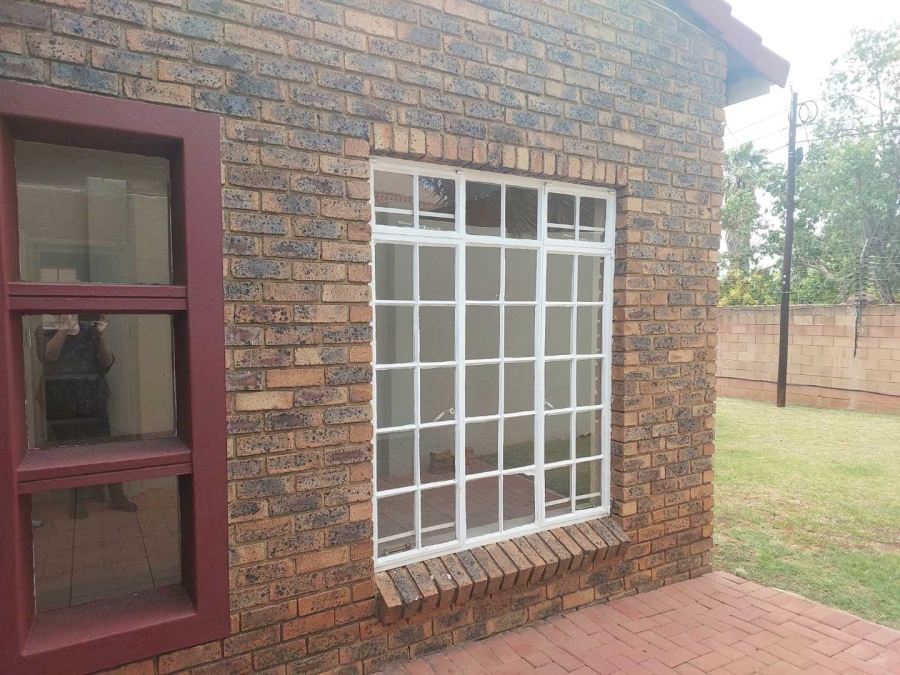 2 Bedroom Property for Sale in Kempton Park Ext 1 Gauteng