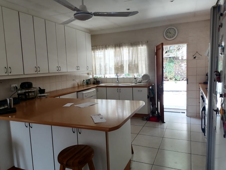 3 Bedroom Property for Sale in Glen Marais Gauteng