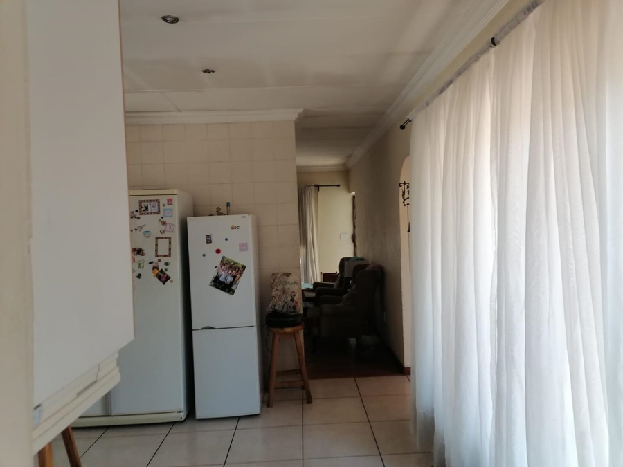 3 Bedroom Property for Sale in Glen Marais Gauteng