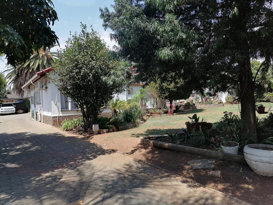 3 Bedroom Property for Sale in Glen Marais Gauteng