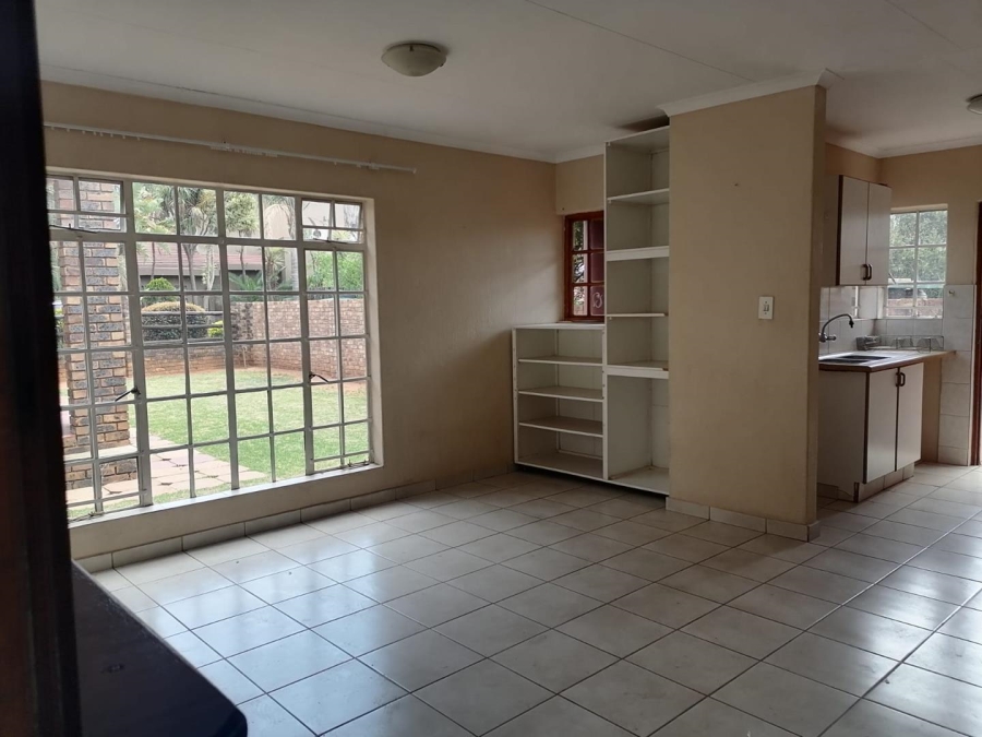 2 Bedroom Property for Sale in Glen Marais Ext 22 Gauteng