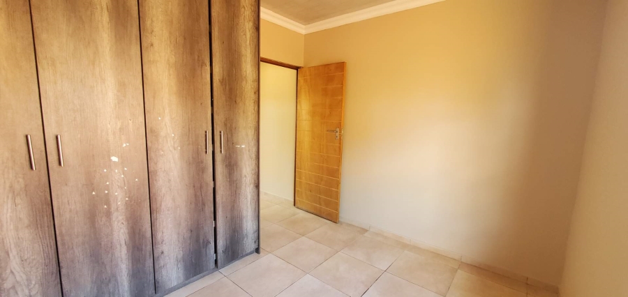 2 Bedroom Property for Sale in Groblerpark Gauteng