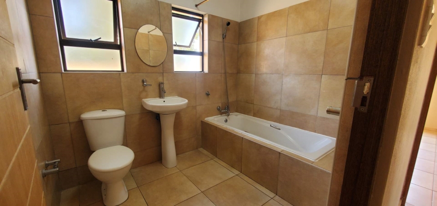 2 Bedroom Property for Sale in Groblerpark Gauteng