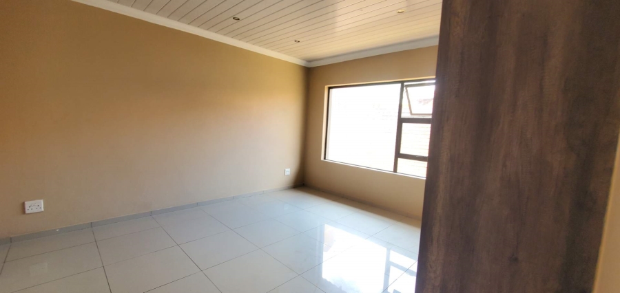 3 Bedroom Property for Sale in Groblerpark Gauteng