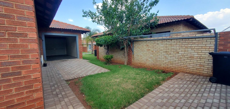 3 Bedroom Property for Sale in Groblerpark Gauteng