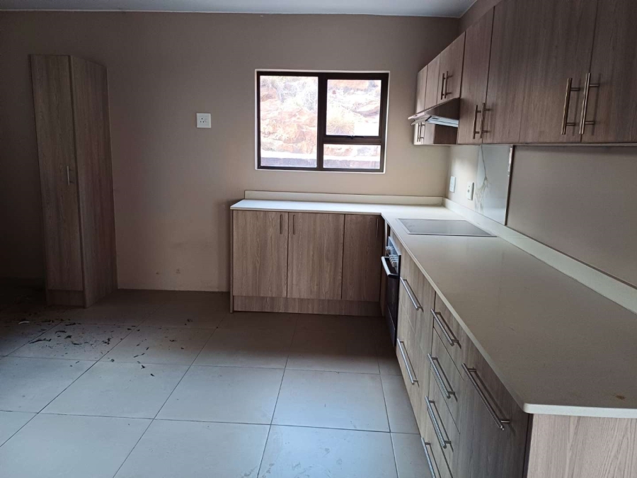 3 Bedroom Property for Sale in South Crest Gauteng