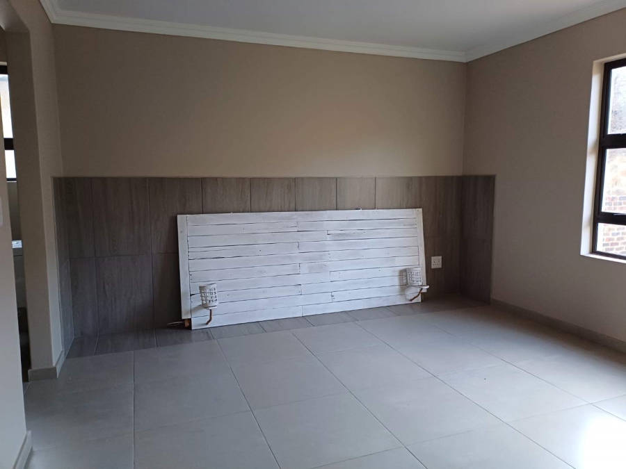 3 Bedroom Property for Sale in South Crest Gauteng