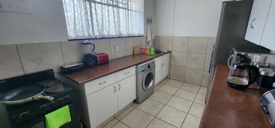 3 Bedroom Property for Sale in Morehill Gauteng