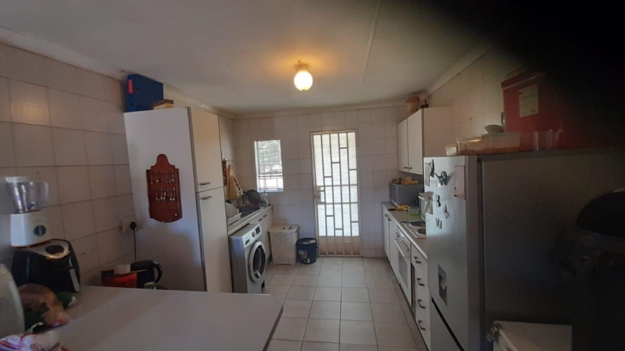 To Let 2 Bedroom Property for Rent in Kibler Park Gauteng