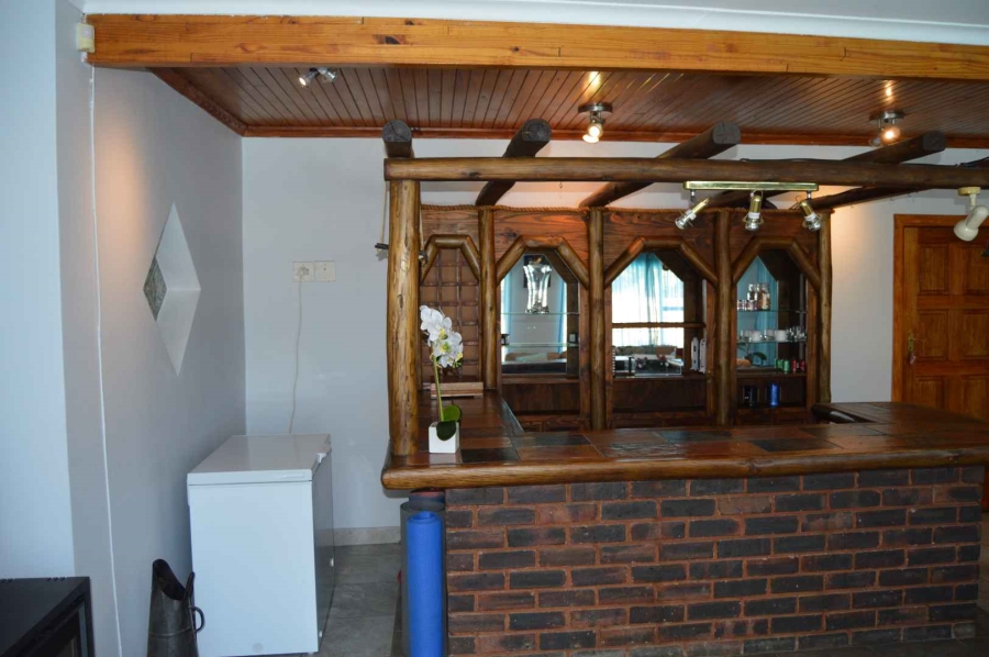 4 Bedroom Property for Sale in Brackenhurst Gauteng