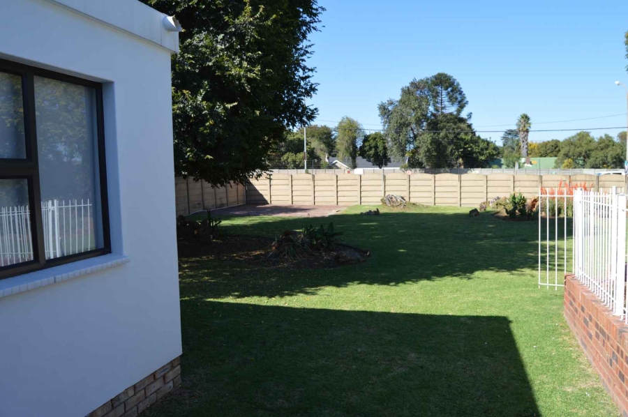 4 Bedroom Property for Sale in Brackenhurst Gauteng