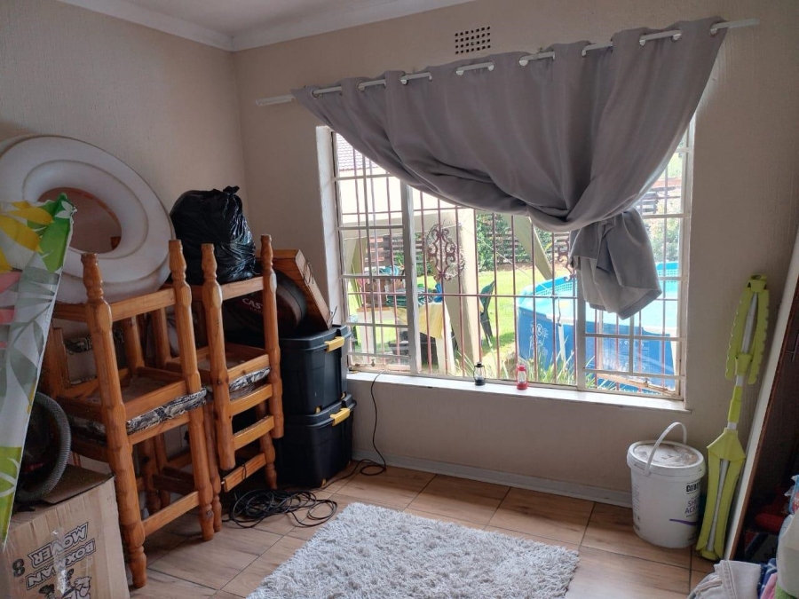 To Let 3 Bedroom Property for Rent in Brackendowns Gauteng