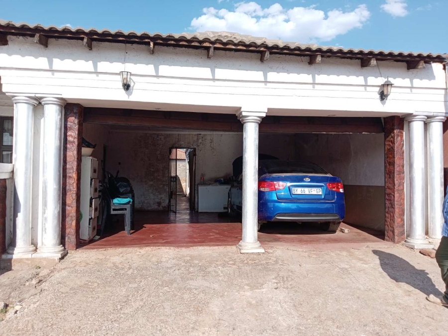 3 Bedroom Property for Sale in Mamelodi East Gauteng