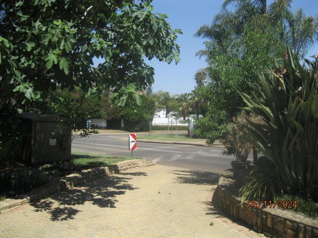 To Let 3 Bedroom Property for Rent in Silver Lakes Golf Estate Gauteng