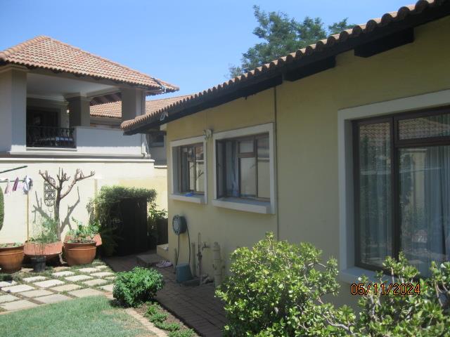 To Let 3 Bedroom Property for Rent in Silver Lakes Golf Estate Gauteng