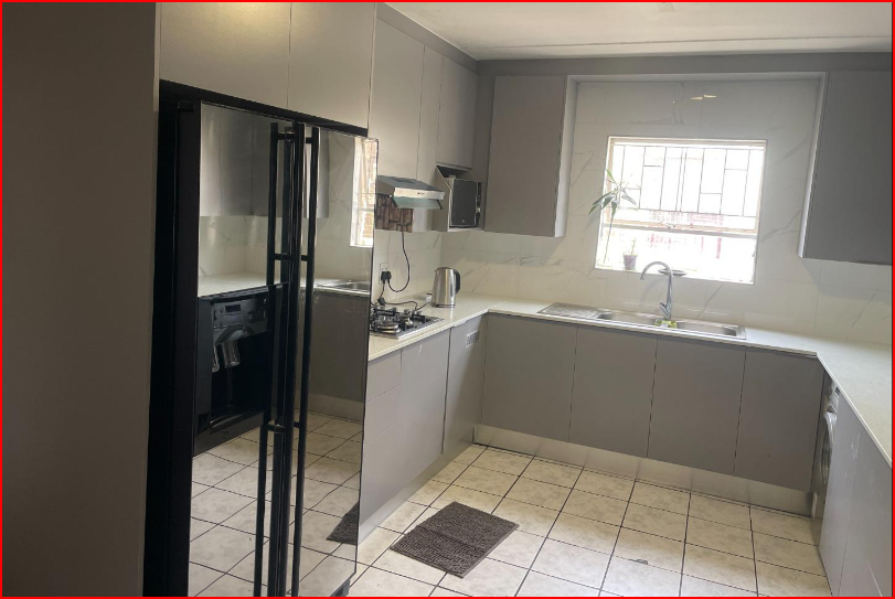 2 Bedroom Property for Sale in Vorna Valley Gauteng