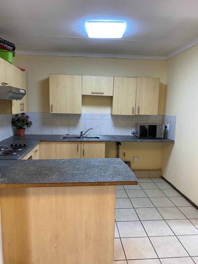 2 Bedroom Property for Sale in Comet Gauteng