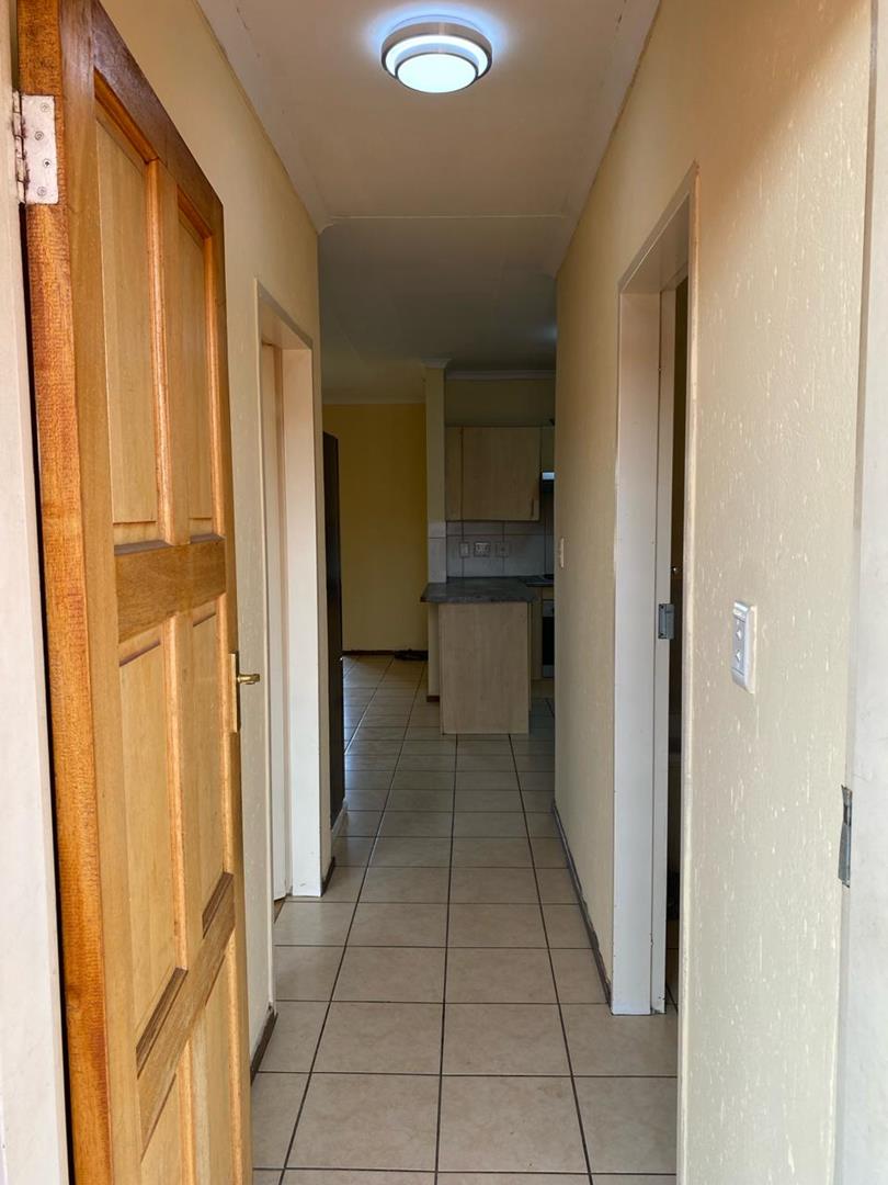 2 Bedroom Property for Sale in Comet Gauteng