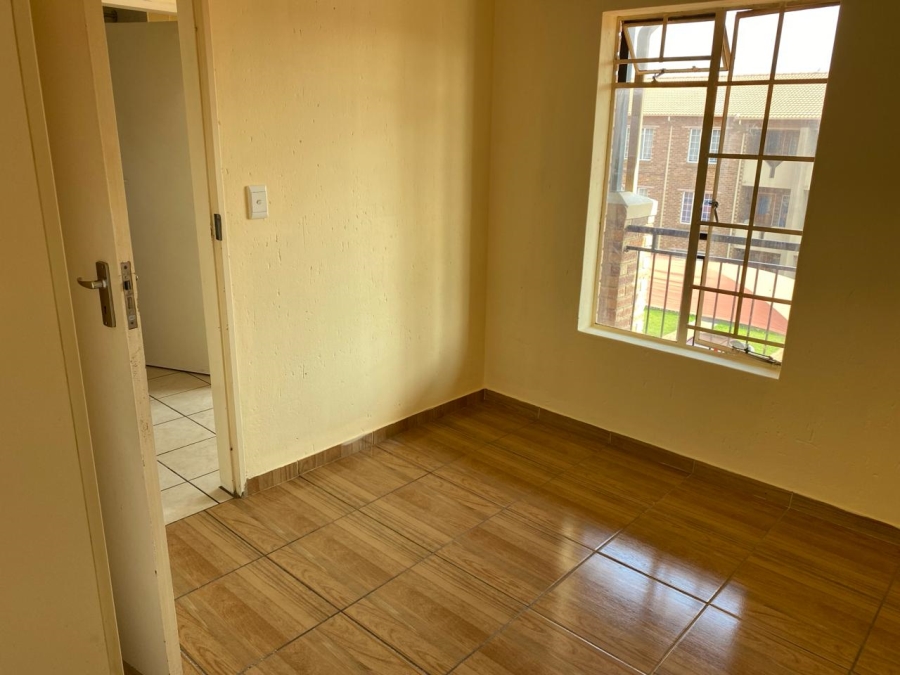 2 Bedroom Property for Sale in Comet Gauteng