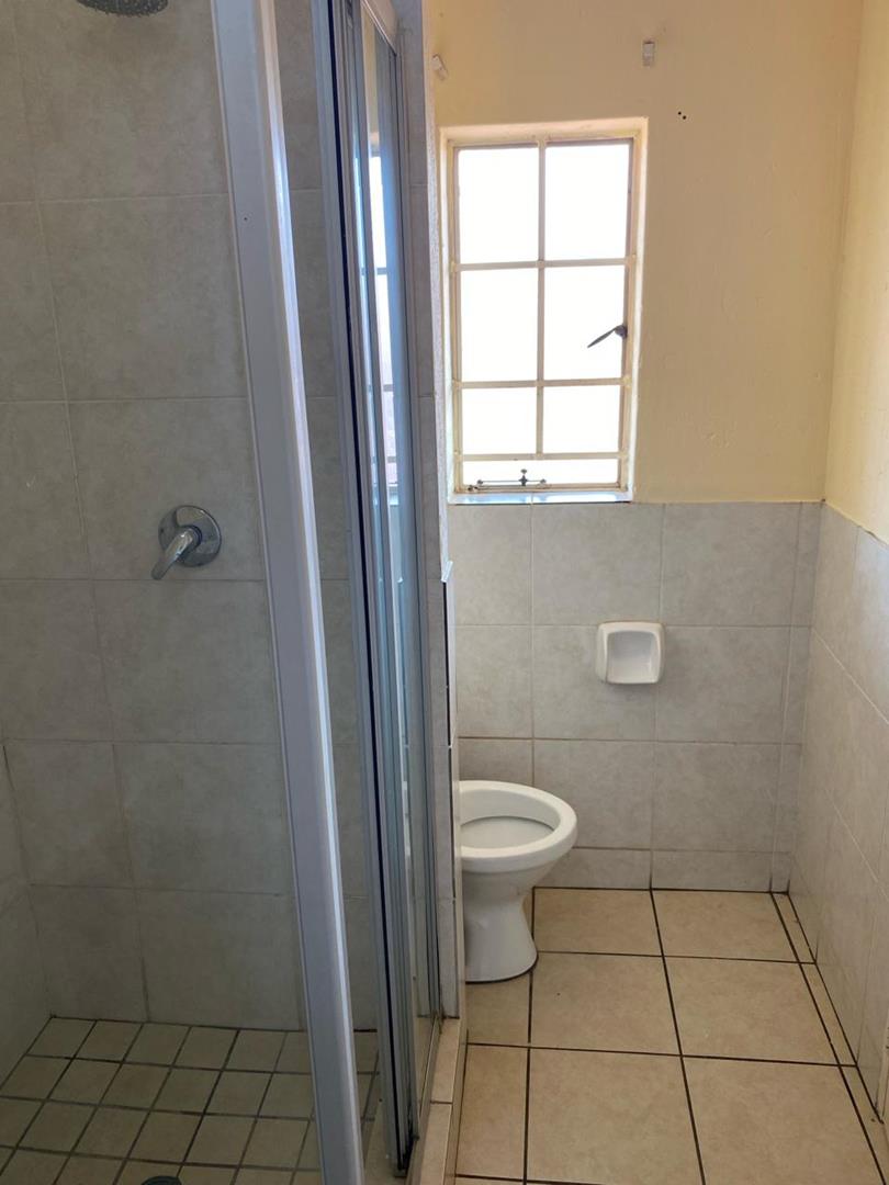 2 Bedroom Property for Sale in Comet Gauteng