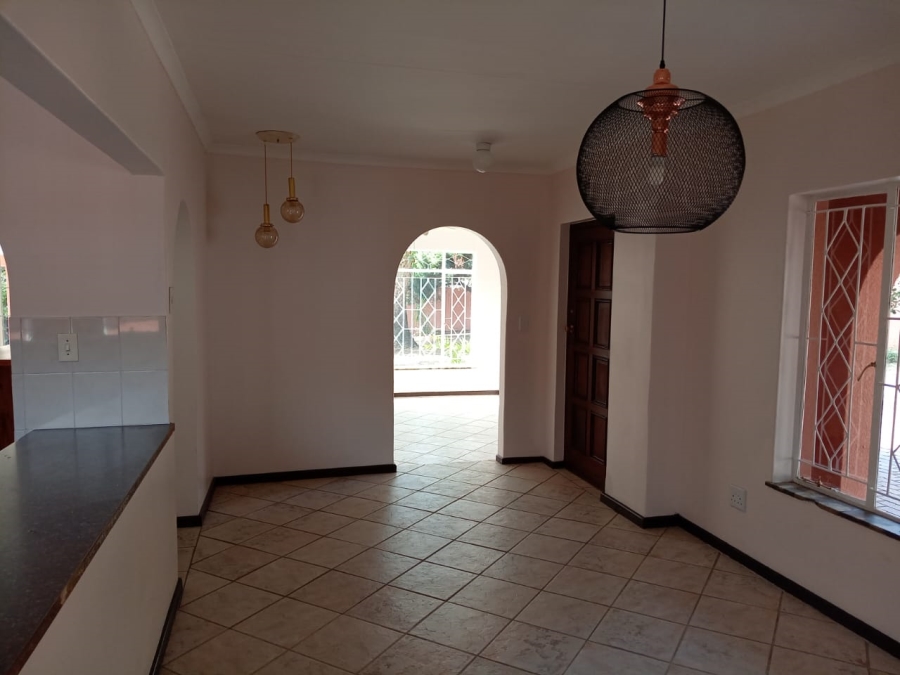 3 Bedroom Property for Sale in Buccleuch Gauteng