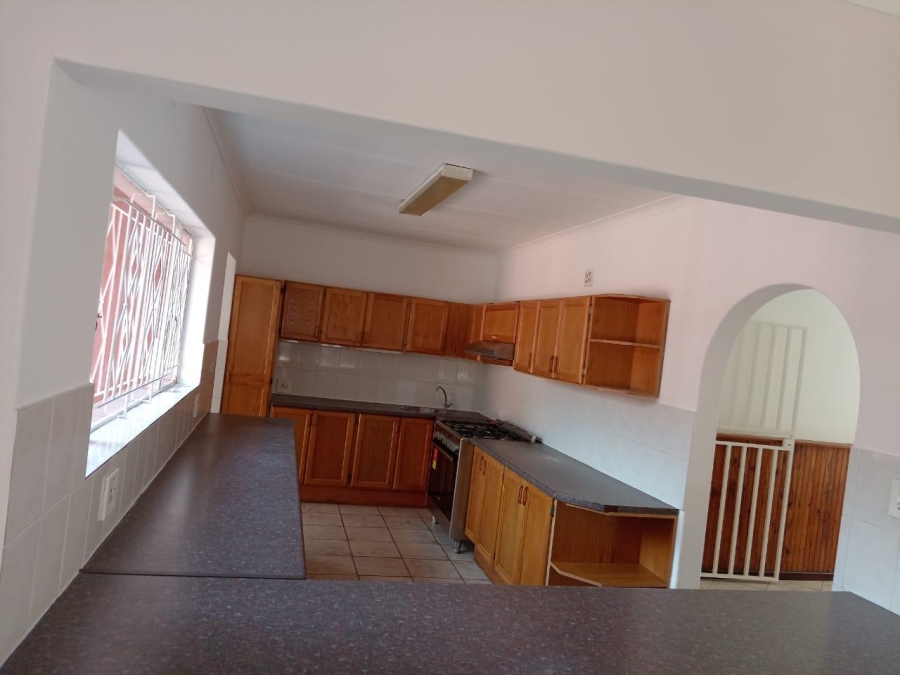 3 Bedroom Property for Sale in Buccleuch Gauteng