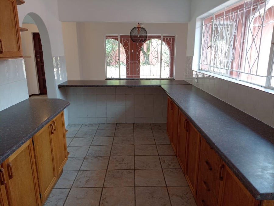 3 Bedroom Property for Sale in Buccleuch Gauteng