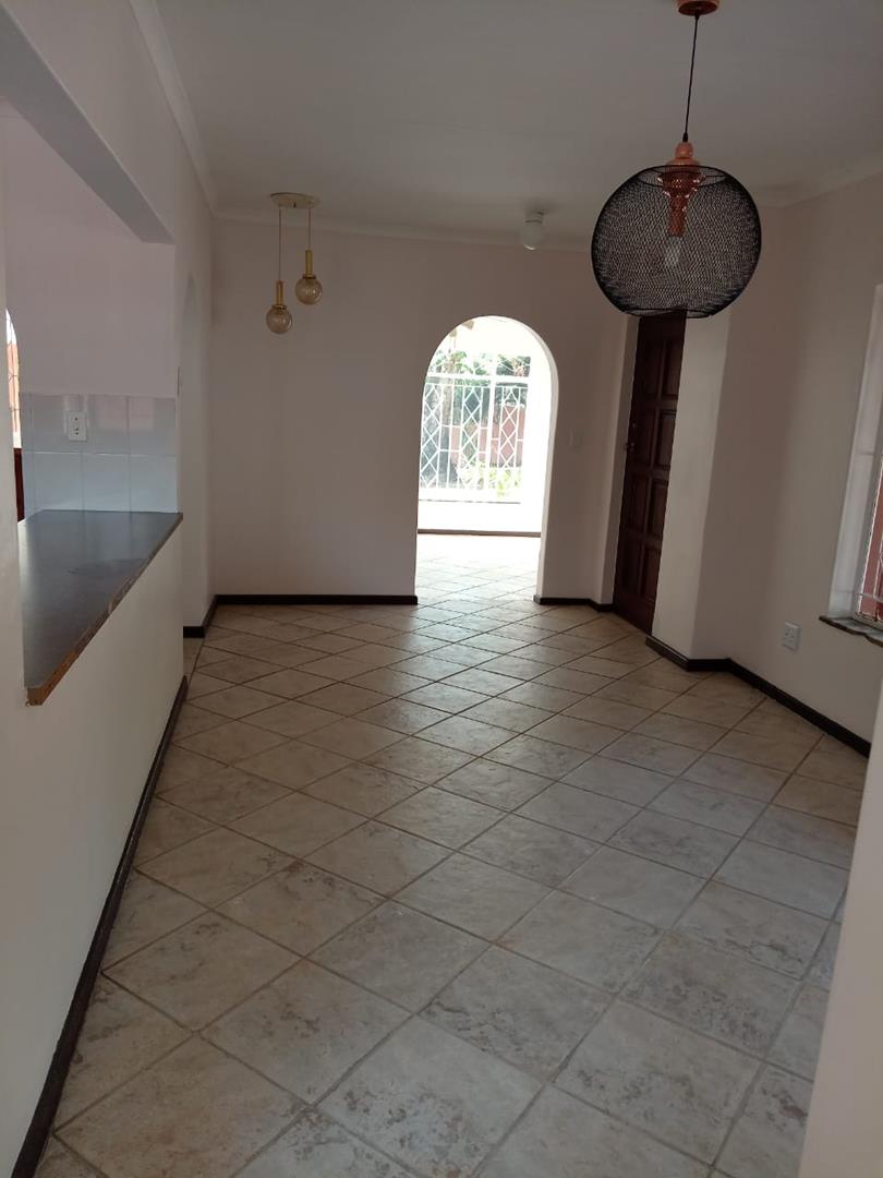 3 Bedroom Property for Sale in Buccleuch Gauteng