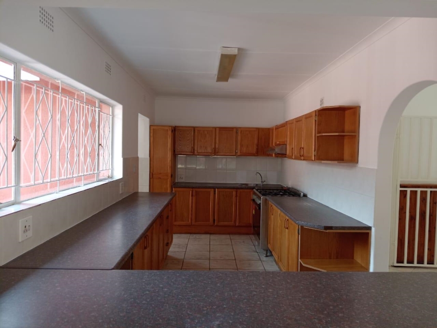 3 Bedroom Property for Sale in Buccleuch Gauteng