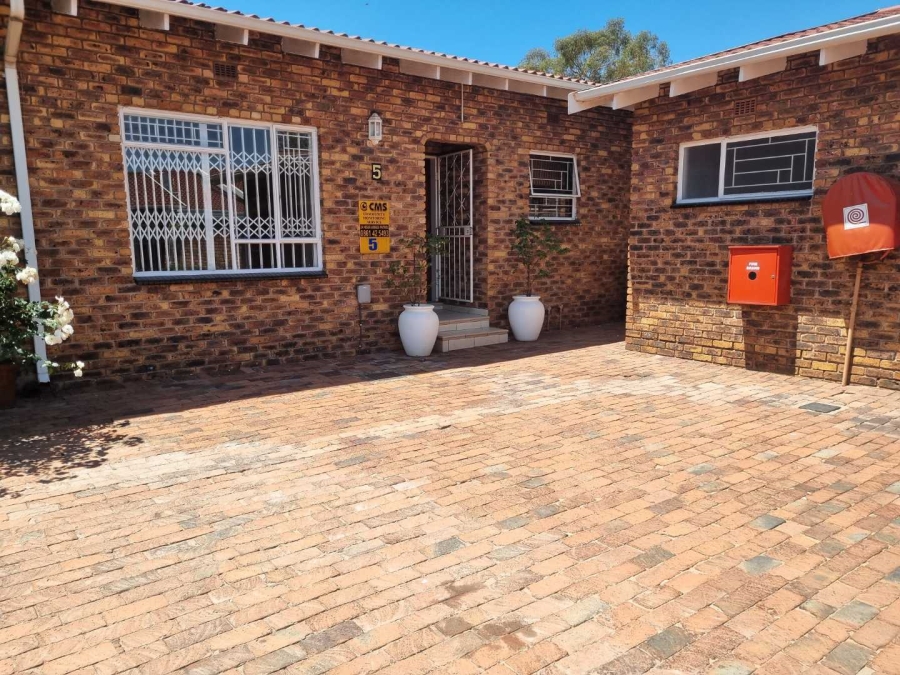 3 Bedroom Property for Sale in Northmead Gauteng