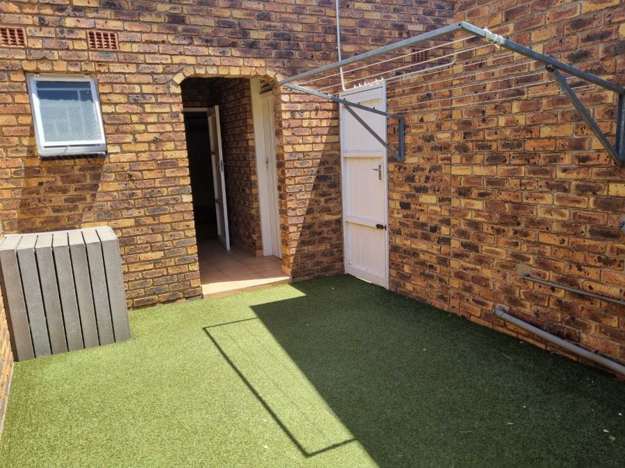 3 Bedroom Property for Sale in Northmead Gauteng