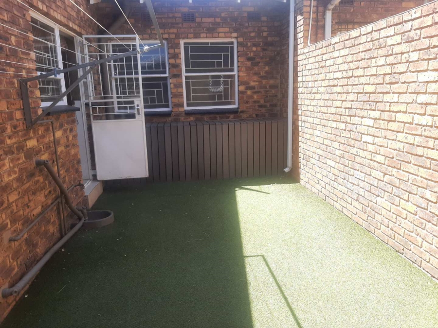 3 Bedroom Property for Sale in Northmead Gauteng