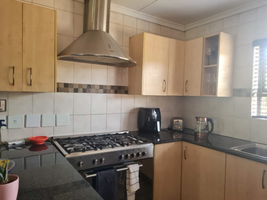 3 Bedroom Property for Sale in Ravenswood Gauteng