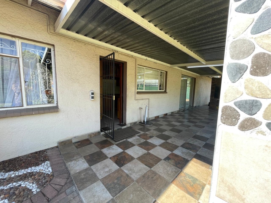 3 Bedroom Property for Sale in Allen Grove Gauteng