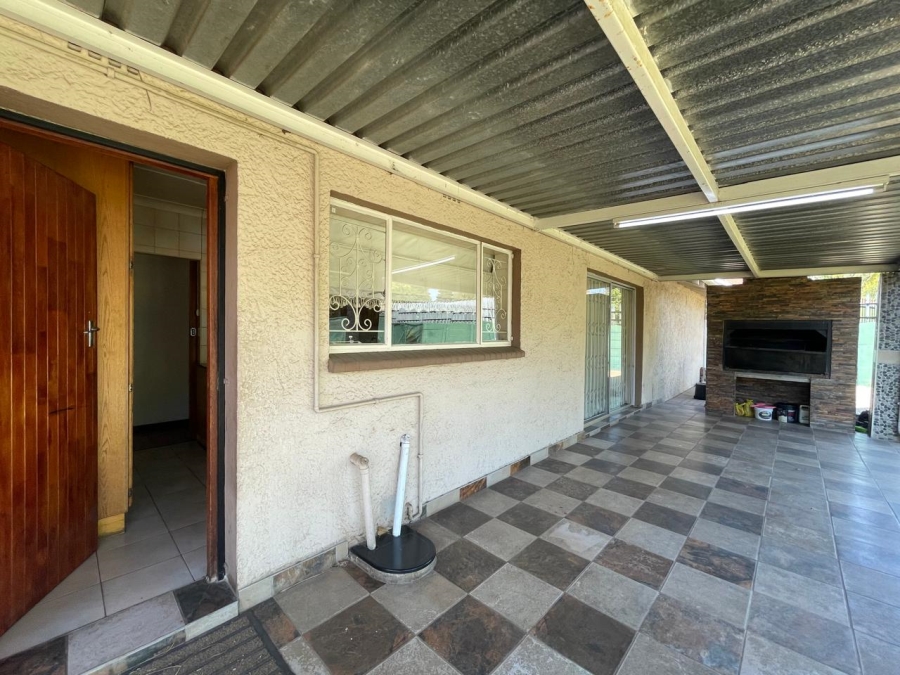 3 Bedroom Property for Sale in Allen Grove Gauteng