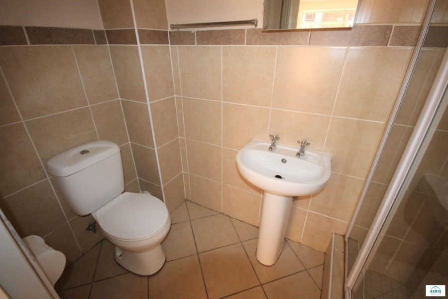 To Let 2 Bedroom Property for Rent in Hazeldean Gauteng