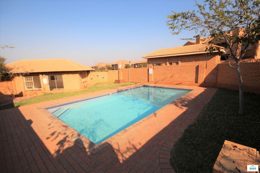 To Let 2 Bedroom Property for Rent in Hazeldean Gauteng