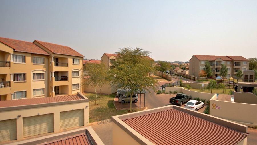 To Let 2 Bedroom Property for Rent in Hazeldean Gauteng