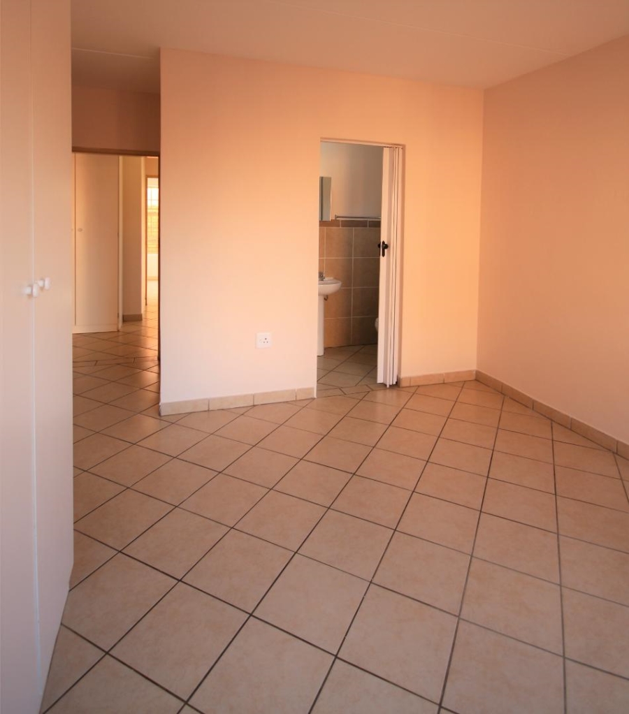 To Let 3 Bedroom Property for Rent in Hazeldean Gauteng