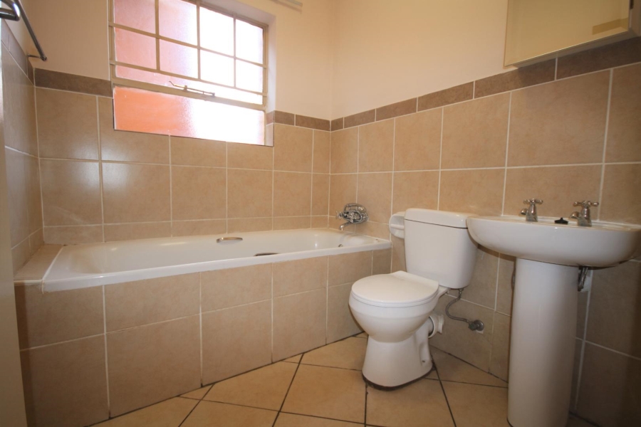 To Let 3 Bedroom Property for Rent in Hazeldean Gauteng