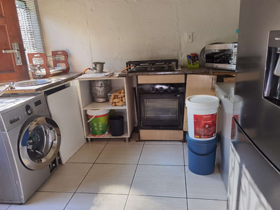 2 Bedroom Property for Sale in Tembisa Central Gauteng