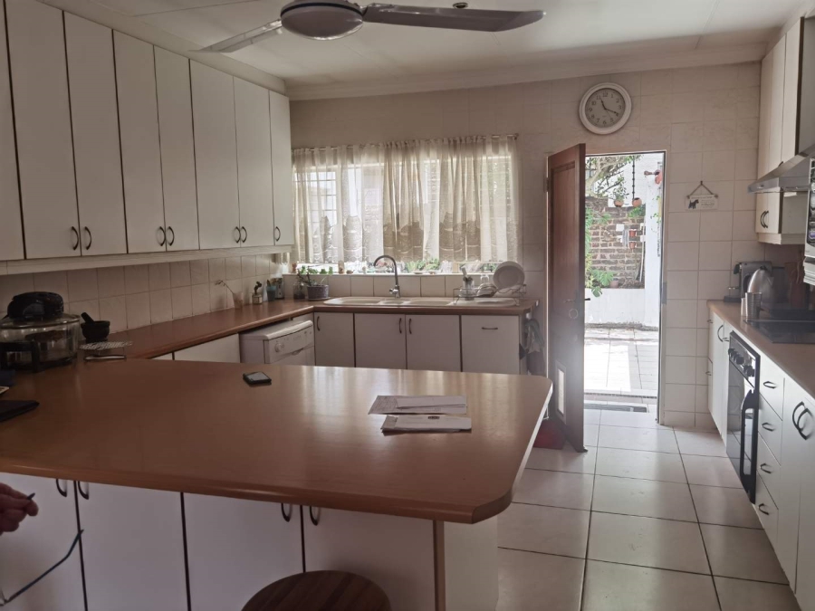 3 Bedroom Property for Sale in Glen Marais Gauteng