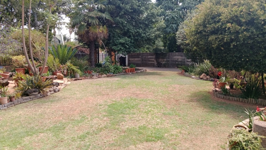 3 Bedroom Property for Sale in Glen Marais Gauteng